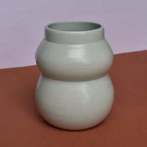curvy sage vase