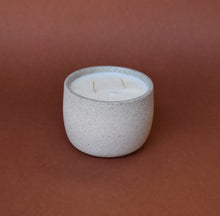 Load image into Gallery viewer, pure soy wax candle
