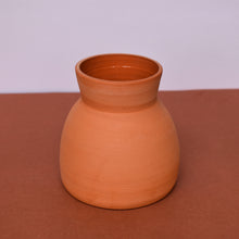Load image into Gallery viewer, round terracotta vase (small)
